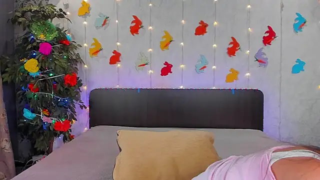 Milana Crystal  online show from 04.11.26