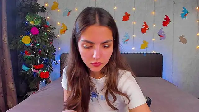 Milana Crystal  online show from 04.27.26