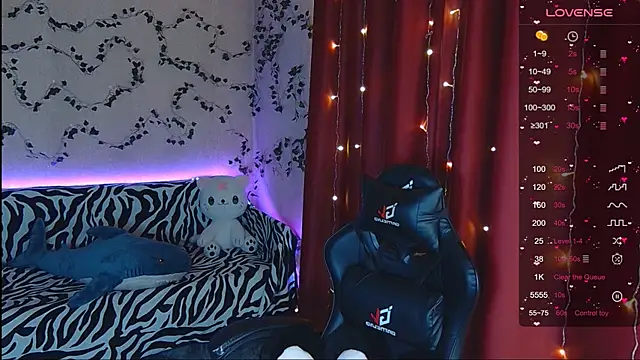 Sidney blush online show from 01.20.25