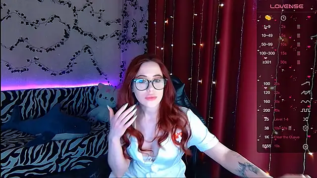 Sidney blush online show from 03.13.25