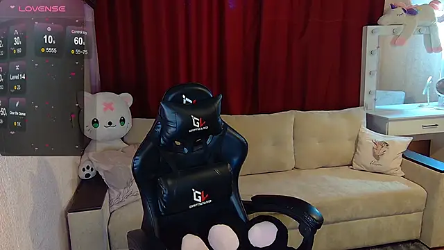 Sidney blush online show from 11.16.25