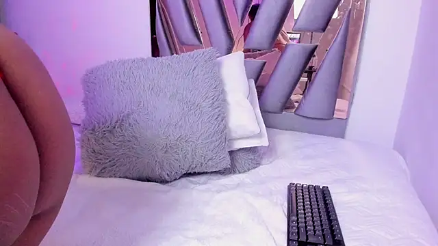 Danna Ramiirez online show from 01.17.25