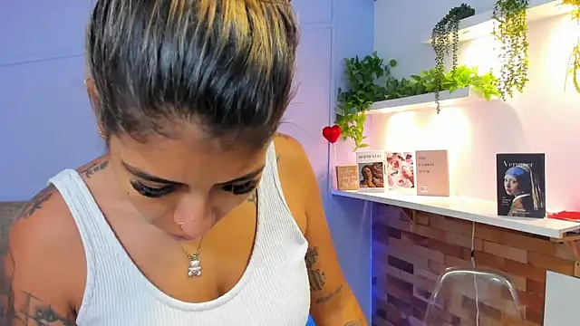 Georgina-coule online show from 02.19.25