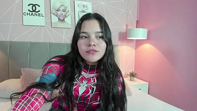 Snapshot of zara__sweet chatting on 02.24.25 zara sweet online show from 02.24.25