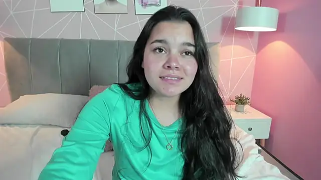 Snapshot of zara__sweet chatting on 03.07.25 zara sweet online show from 03.07.25