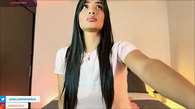 Dannawells online show from 10.15.25