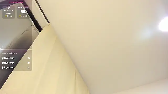 Kylie2211 online show from 03.27.26