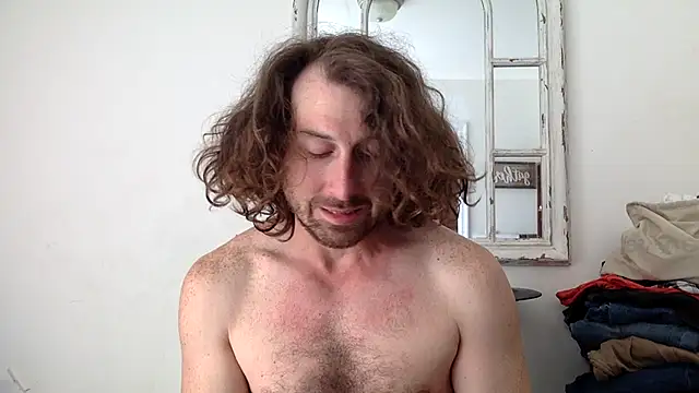Snapshot of sirchubster chatting on 06.17.26 sirchubster online show from 06.17.26