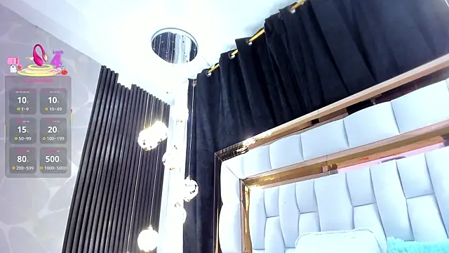 SarayRoyse online show from 10.15.25