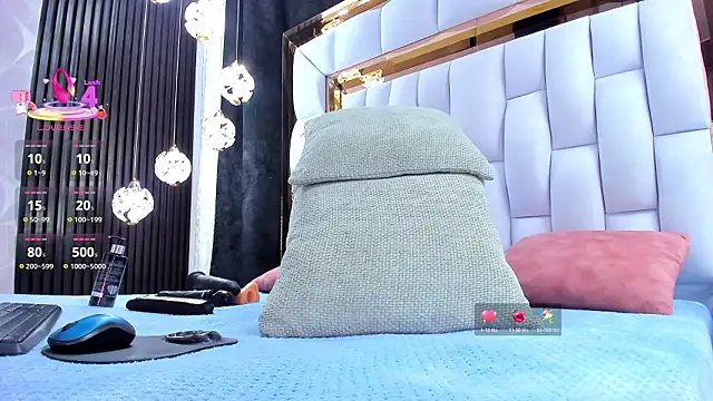 SarayRoyse online show from 03.10.26