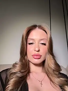 Snapshot of Sweet__Milly chatting on 02.09.26 Sweet Milly online show from 02.09.26