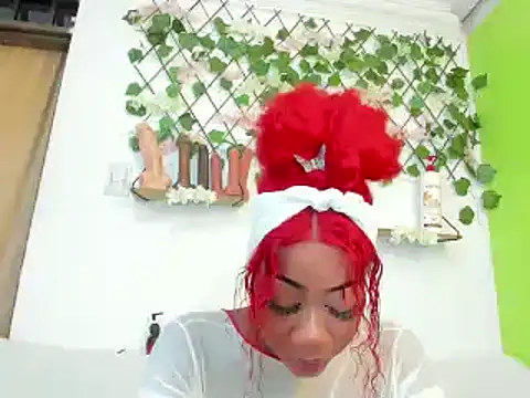 Snapshot of LexiieGrey chatting on 02.08.25 LexiieGrey online show from 02.08.25