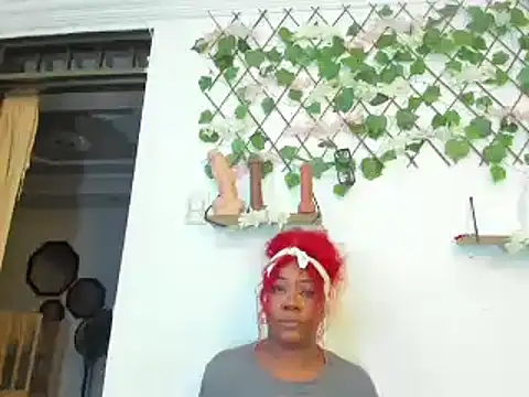 Snapshot of LexiieGrey chatting on 02.09.25 LexiieGrey online show from 02.09.25