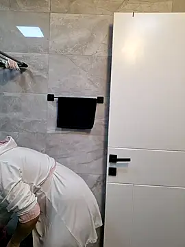 Snapshot of Esmertarcinim chatting on 02.07.25 Esmertarcinim online show from 02.07.25