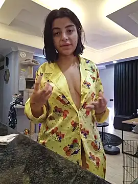 Snapshot of Esmertarcinim chatting on 11.11.25 Esmertarcinim online show from 11.11.25