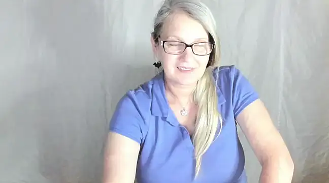 irinamaux online show from 02.21.25