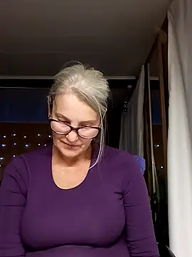 irinamaux online show from 10.01.25