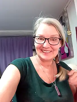 irinamaux online show from 02.21.26