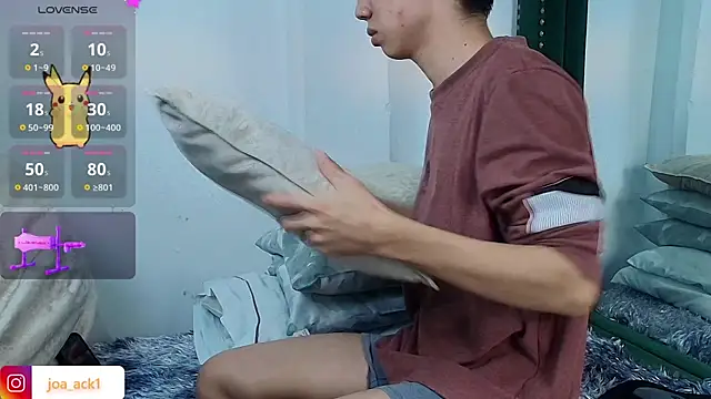 Levii Ackermann online show from 03.08.25