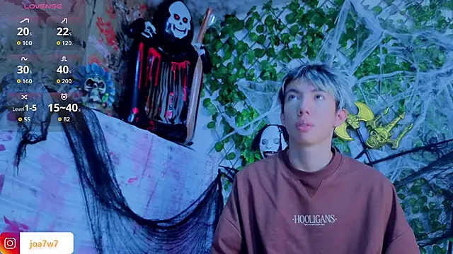 Levii Ackermann online show from 10.13.25