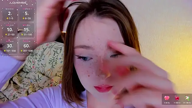 Snapshot of lexxxxxxi chatting on 02.20.26 lexxxxxxi online show from 02.20.26