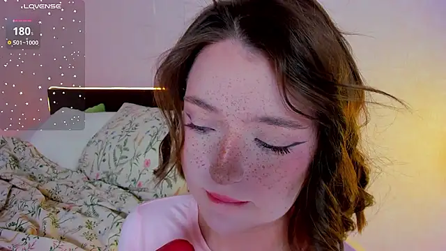 Snapshot of lexxxxxxi chatting on 02.27.26 lexxxxxxi online show from 02.27.26