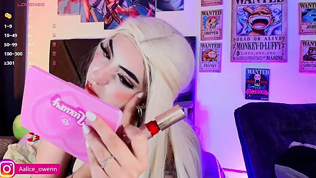 Snapshot of Aliceowenn chatting on 02.09.26 Aliceowenn online show from 02.09.26