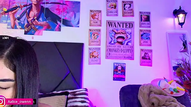 Snapshot of Aliceowenn chatting on 02.13.26 Aliceowenn online show from 02.13.26