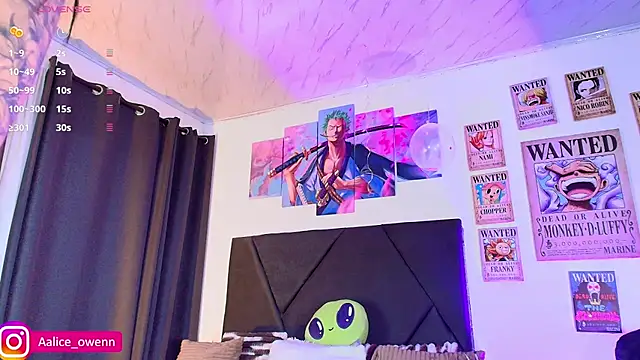 Snapshot of Aliceowenn chatting on 02.17.26 Aliceowenn online show from 02.17.26