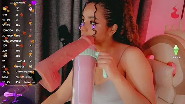 Queen Deepthroat online show from 11.06.25