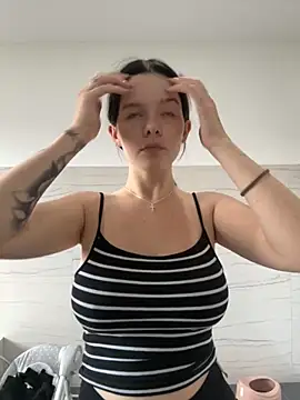 RoxiBlack online show from 10.01.25