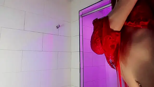 Snapshot of Victoria_Kastelo chatting on 09.15.25 Victoria Kastelo online show from 09.15.25