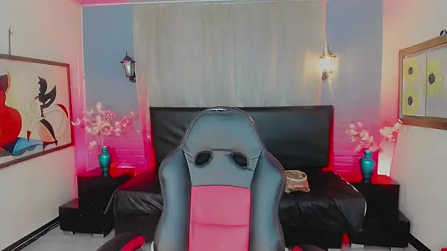 Victoria Kastelo online show from 03.30.26