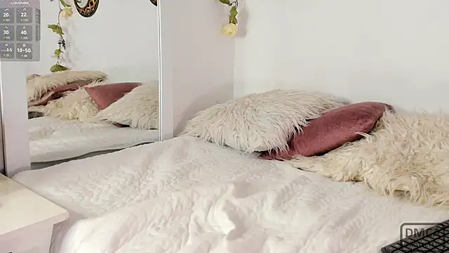 RossemaryRain online show from 01.31.25