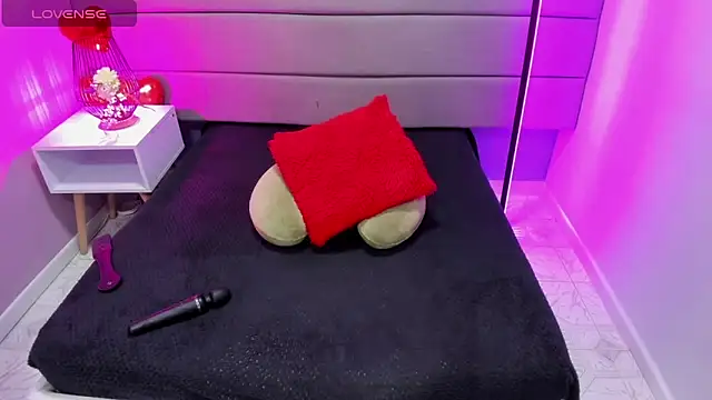 Snapshot of Alicebrooks_ chatting on 03.10.25 Alicebrooks online show from 03.10.25