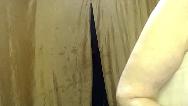 Snapshot of _Estelitta_5 chatting on 12.22.24 Estelitta 5 online show from 12.22.24