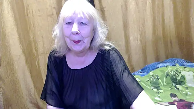 Snapshot of _Estelitta_5 chatting on 02.07.25 Estelitta 5 online show from 02.07.25