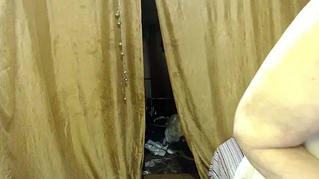 Snapshot of _Estelitta_5 chatting on 02.18.25 Estelitta 5 online show from 02.18.25