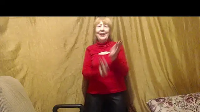 Snapshot of _Estelitta_5 chatting on 09.24.25 Estelitta 5 online show from 09.24.25