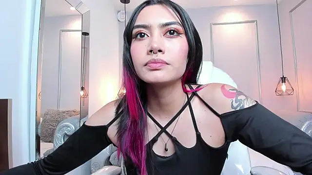 AzuraKindong online show from 03.18.25