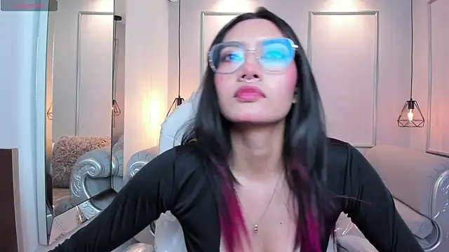 AzuraKindong online show from 09.23.25