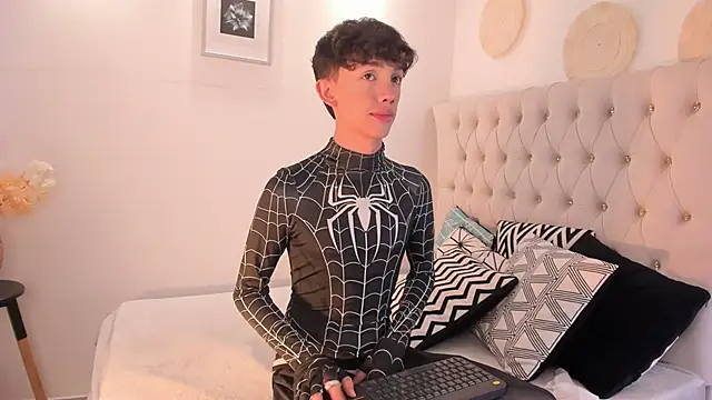 Tomy Rox online show from 01.22.25