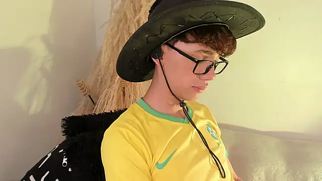 Tomy Rox online show from 02.07.25