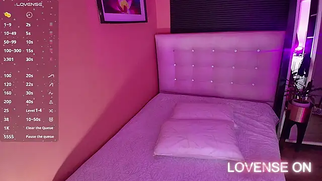 Snapshot of cattaleeyaa chatting on 01.12.25 cattaleeyaa online show from 01.12.25