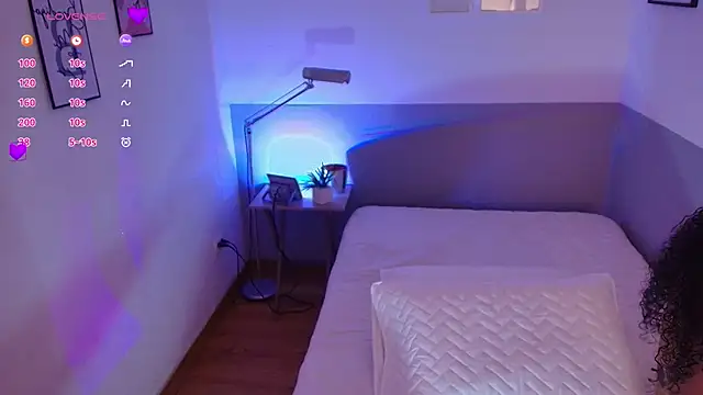 Snapshot of cattaleeyaa chatting on 01.15.25 cattaleeyaa online show from 01.15.25