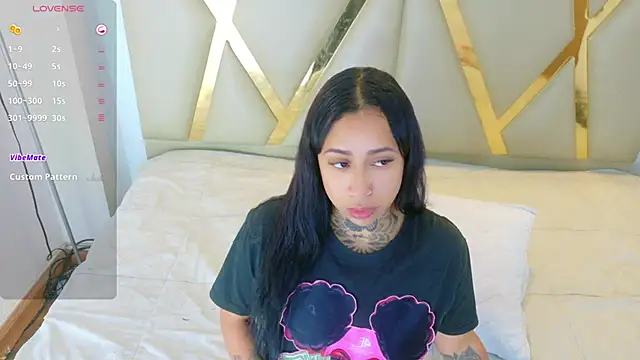 Snapshot of cattaleeyaa chatting on 09.24.25 cattaleeyaa online show from 09.24.25