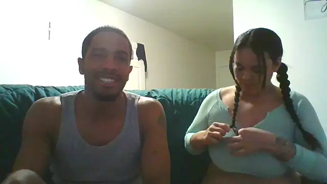 Snapshot of ExoticVibes69 chatting on 03.20.25 ExoticVibes69 online show from 03.20.25