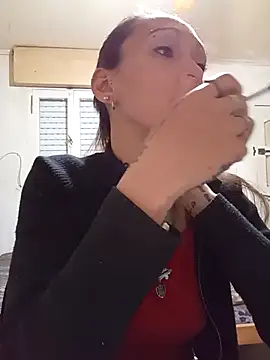 Snapshot of Zorrita_Fox chatting on 10.01.25 Zorrita Fox online show from 10.01.25