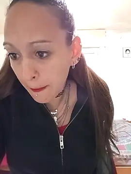 Snapshot of Zorrita_Fox chatting on 10.03.25 Zorrita Fox online show from 10.03.25