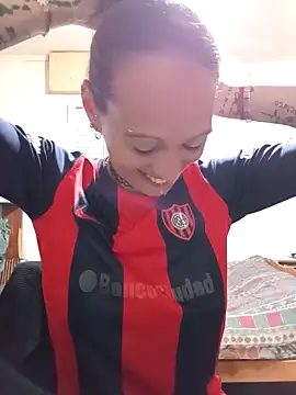 Snapshot of Zorrita_Fox chatting on 10.12.25 Zorrita Fox online show from 10.12.25